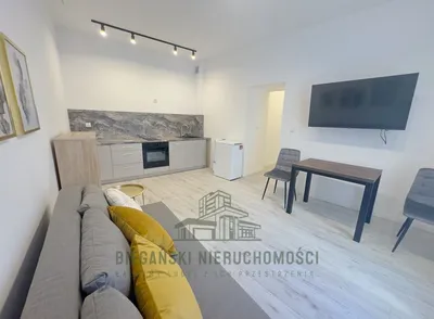 Kompaktowe mieszkanie na starym mieście - miniatura 5