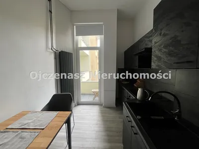 Kawalerka do wynajęcia, 40 m² Centrum - miniatura 2