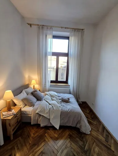 Wynajmę Mieszkanie Kraków - 52 m² - miniatura 2