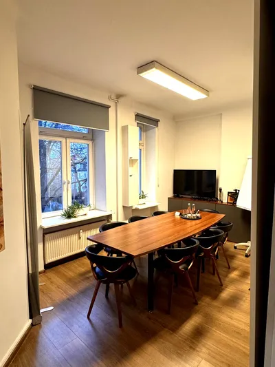 Wynajmę Mieszkanie Warszawa - 79 m² - miniatura 2