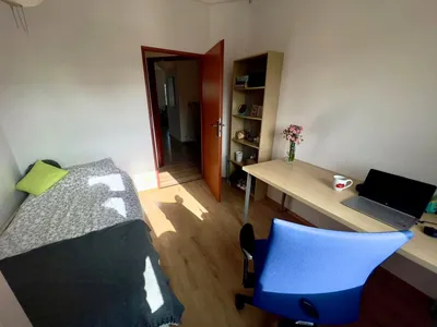 Wynajmę Mieszkanie Kraków - 10 m² - miniatura 4