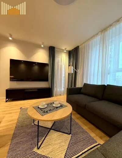 Wynajmę Mieszkanie Warszawa - 90 m² - miniatura 2
