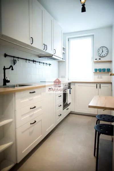Wynajmę Mieszkanie Warszawa - 50 m² - miniatura 2