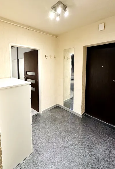 Wynajmę Mieszkanie Warszawa - 42,50 m² - miniatura 2