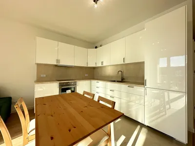Wynajmę Mieszkanie Warszawa - 81 m² - miniatura 4