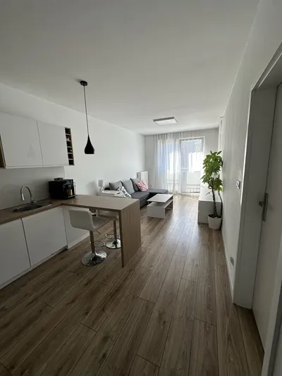 Piekne mieszkanie 2 pokojowe z balkonem i miejscem w garazu podziemnym - miniatura 5
