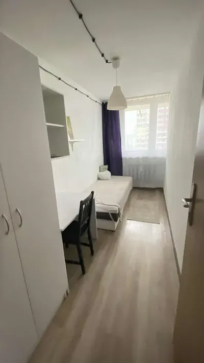 Pokoj jednoosobowy - ulica Czarnieckiego - ALL IN - miniatura 2