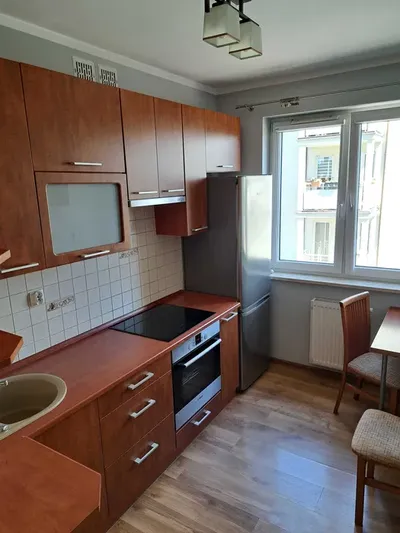 Wynajmę mieszkanie 47m2 z garażem bez pośredników - miniatura 2