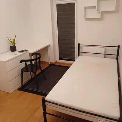 Pokój jednoosobowy - miniatura 2