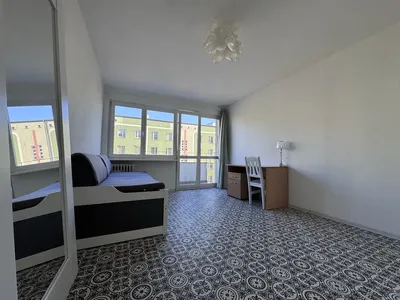 Duży pokój z balkonem obok Jasnych Błonii - miniatura 2