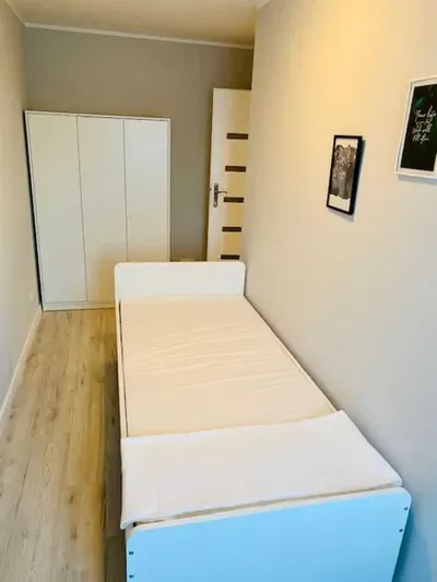 Pokój do wynajęcia na Chrobrego przy przystanku PST - miniatura 2