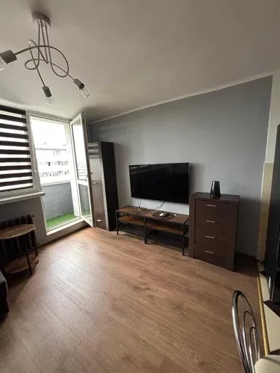 Do wynajęcia 2 pokojowe mieszkanie 37,5 m² – Katowice, os. Tysiąclecia, ul. Tysiąclecia 15 - miniatura 4