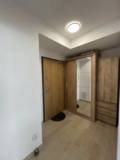 Nowe blok, garaz w cenie, dobre połączenie z centrum - miniatura 4