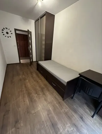 Śrutowa/Nadodrze – Wynajmę pokoje (11 m² i) - miniatura 4