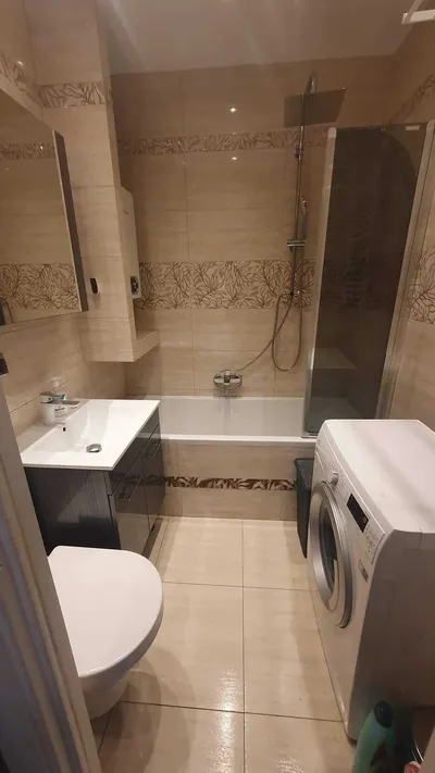 Duży pokój z balkonem do wynajęcia - miniatura 5