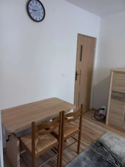 Wynajmę kawalerkę. - miniatura 4