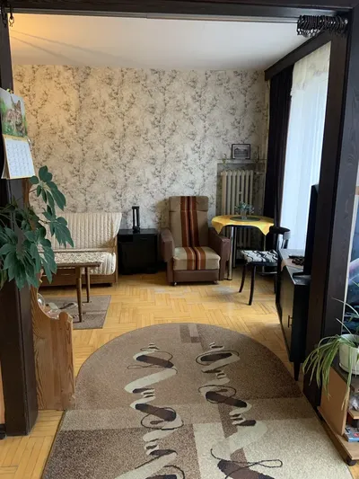 Duży pokój 30 mkw w segmencie na Teofilowie - media w cenie - miniatura 4