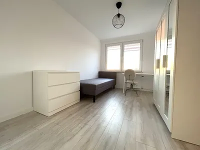 Duży pokój na wynajem czechów, wysoki standard, ładny widok - miniatura 5
