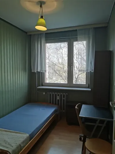 Pokoje 17 m2 z balkonem i 7 m2 Kraków os. Podwawelskie - miniatura 2
