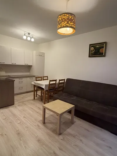 BEZ PROWIZJI Mieszkanie świeże pachnące Kawalerka Johna Baildona - miniatura 3