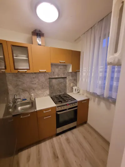 Kawalerka do wynajęcia - 150m od metra Kondratowicza - miniatura 5