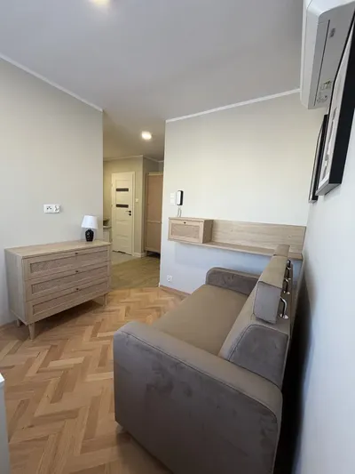 Wynajme mieszkanie 2 pokoje z kuchnia Centrum - miniatura 3