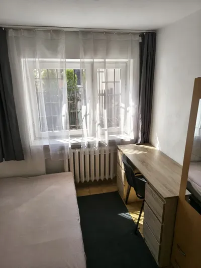 Pokój do wynajęcia dla kobiety
