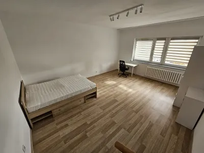 Wynajme Mieszkanie 3 pokoje 70m katowice ul. Francuska Muchowiec parking, winda, balkon - miniatura 4