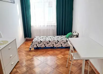 Duży komfortowy pokój dla studentów lub pracujących. ul Niecała 4 - miniatura 2
