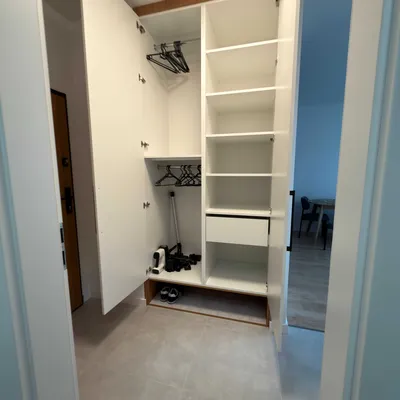 Wynajmę nowe 2-pokojowe mieszkanie z miejscem postojowym. - miniatura 2