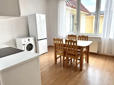 2-pok 80m2 Centrum Parking Całkowity koszt dla 2os około 3200zł - miniatura 2
