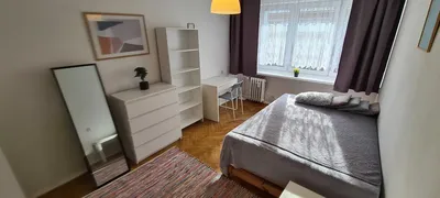 Wynajmę mieszkanie 3 pokojowe w Centrum - miniatura 3