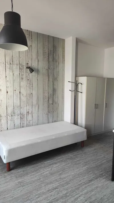 Kawalerka 26 m² w ścisłym centrum. - miniatura 2