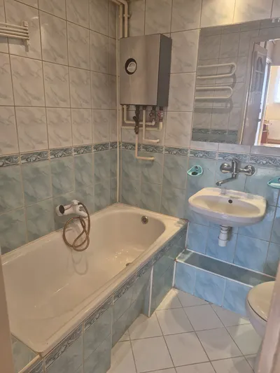 Wynajmę jasny i umeblowany pokój - miniatura 5