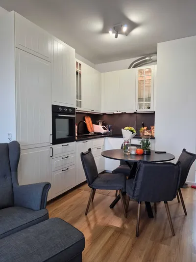 Komfortowe z garażem i dużym tarasem - miniatura 4