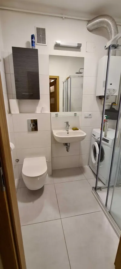 Do wynajęcia zadbane 1-pokojowe, 37m2, II p, os. Sportowe, Nowa Huta - miniatura 4
