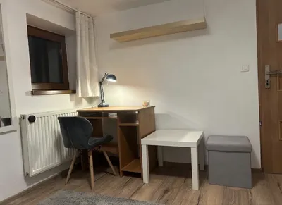 Pokój dla jednej osoby. - miniatura 2