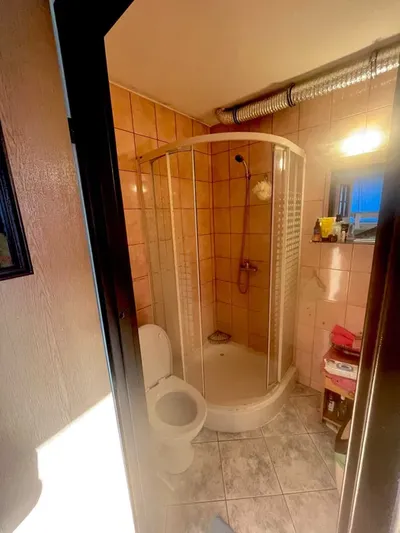 Pokoje dwuosobowe w hostelu GOŚCINIEC w warszawskiej dzielnicy Wesoła - miniatura 4