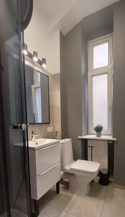 Pokój dla studentki w samym centrum Szczecina - świeżo wyremontowany - miniatura 5