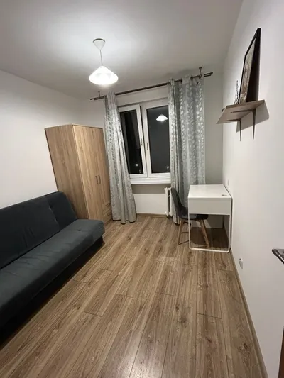 Pokój w mieszkaniu ul. Macieja miechowity po remoncie 3 pokoje - miniatura 5