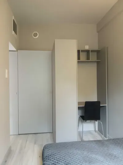Przytulne 34m² mieszkanie do wynajęcia w centrum Krakowa - miniatura 2