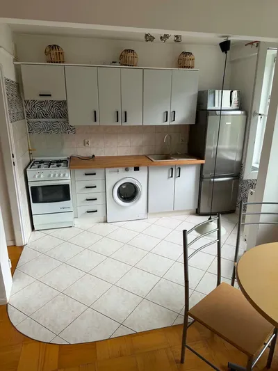 Mieszkanie 2 pokojowe Warszawa Ochota Rakowiec Bezposrednio - miniatura 4