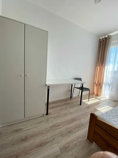 URSYNÓW, Dembowskiego 6, duże mieszkanie, oddzielna kuchnia - miniatura 3