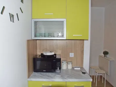 śliczny pokój na osiedlu Złotego Wieku CH Sereneda Politechnika - miniatura 5