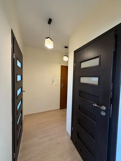 Osiedle 6 Planet w nowym budow. ogrodz.teren 2 p,IIp, duży balkon i garaż. - miniatura 4