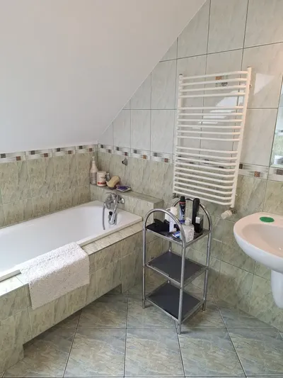 Pokój jednoosobowy. Całkowity koszt 1150 - miniatura 5
