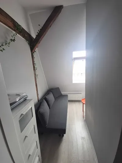 Pokój w czteroosobowym mieszkaniu, Wilda Poznań