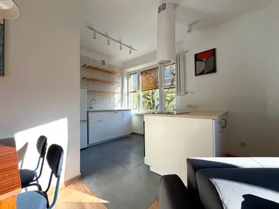 2-pokojowe z balkonem i garderobą | 46 m2 | os. Hutnicze | BEZ PROWIZJI - miniatura 2