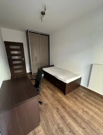 Śrutowa/Nadodrze – Wynajmę pokoje (11 m² i) - miniatura 5