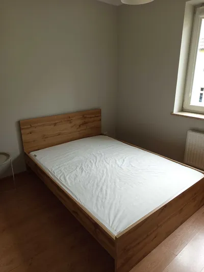 Wynajmę mieszkanie -dwa osobne pokoje z kuchnią w super lokalizacji. - miniatura 3